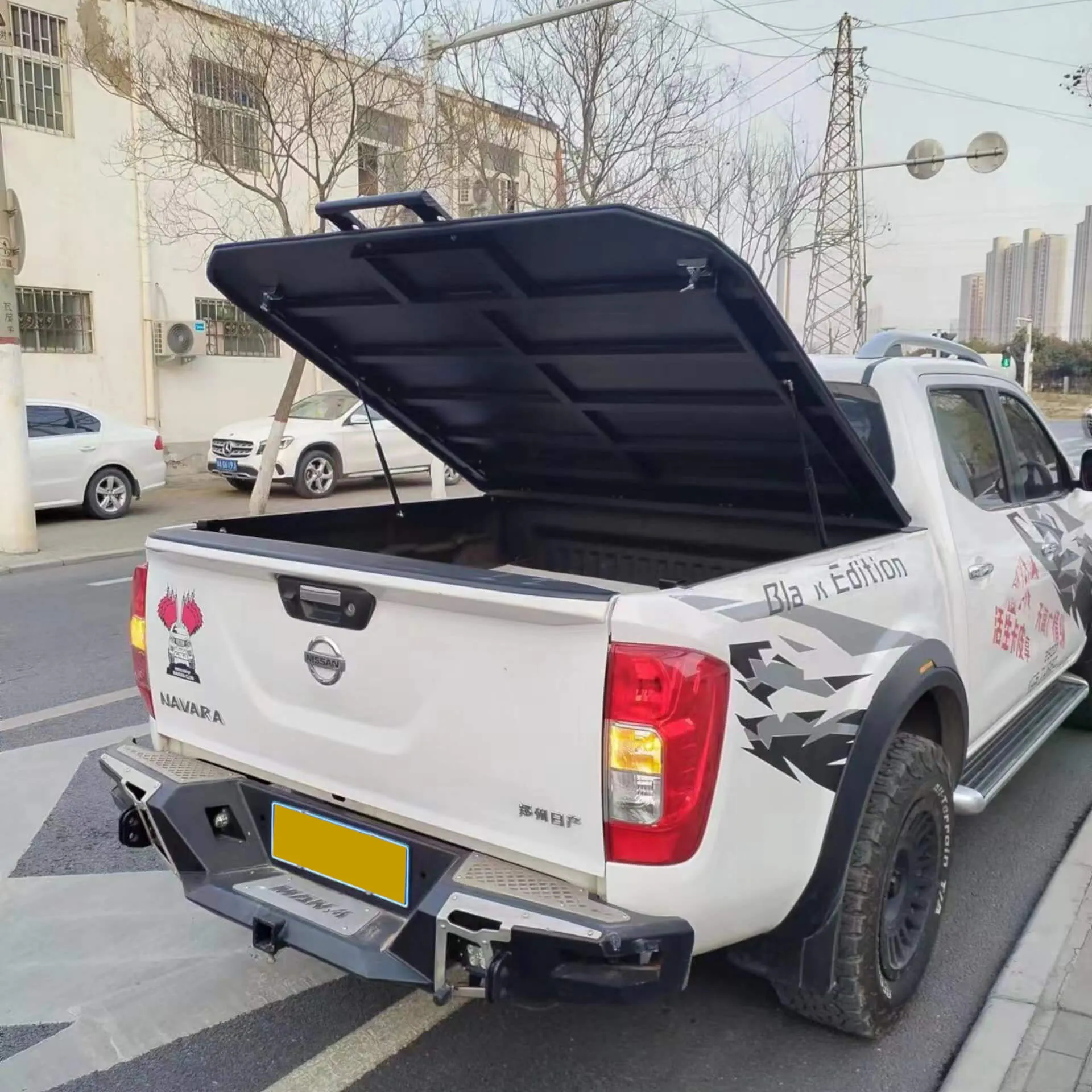 Black Aluminium Flat Tonneau Cover for Ford Ranger T9 2022  MK4 (P703)