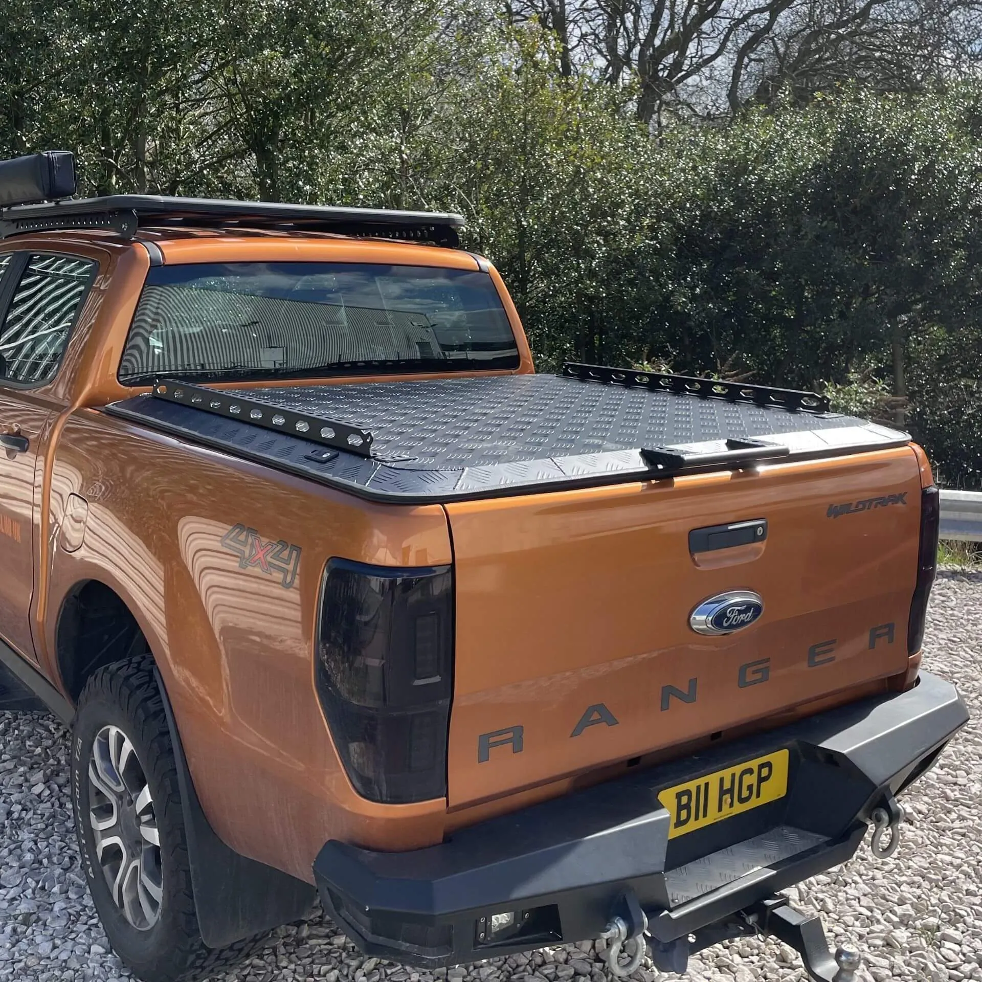 Black Aluminium Flat Tonneau Cover for Ford Ranger T9 2022  MK4 (P703)